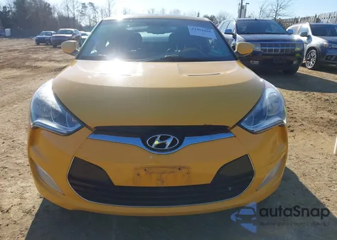 2013 Hyundai Veloster Base W/Black from USA, damaged, VIN KMHTC6AD1DU134650